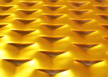 Tela de alumínio com buraco triangular para absorção de som