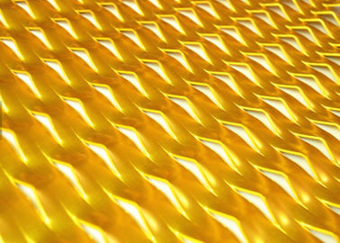 Tela de alumínio com buraco triangular para absorção de som
