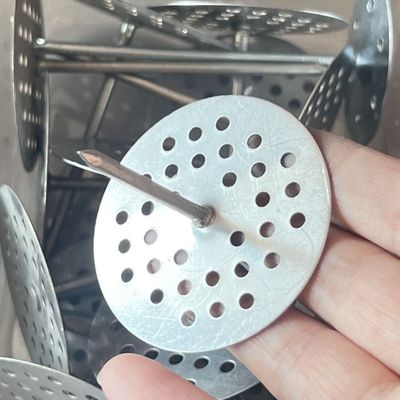 M3*75 mm Pins de isolamento marinho galvanizados com base de disco perfurado