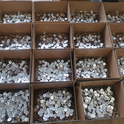 12 Ga X 38 mm Pinos de solda de cabeça com cápsula de isolamento Para isolamento HVAC
