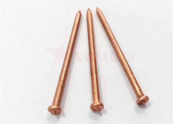 A solda chapeada de cobre da descarga do capacitor fixa a baixa isolação 3mm do aço carbono